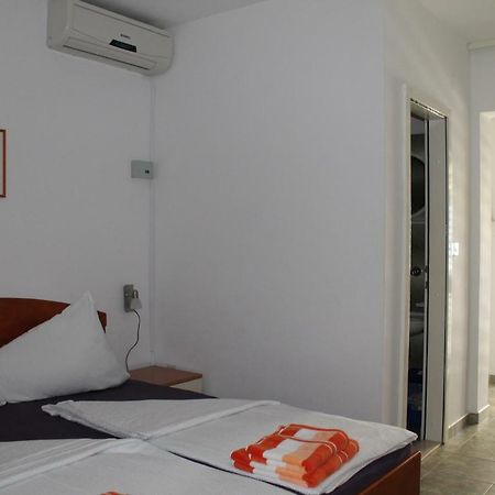 Apartmani Atila Damir Omiš Exteriér fotografie