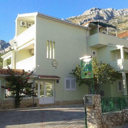 Apartmani Atila Damir Omiš Exteriér fotografie