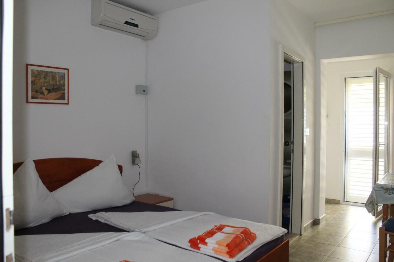 Apartmani Atila Damir Omiš Exteriér fotografie