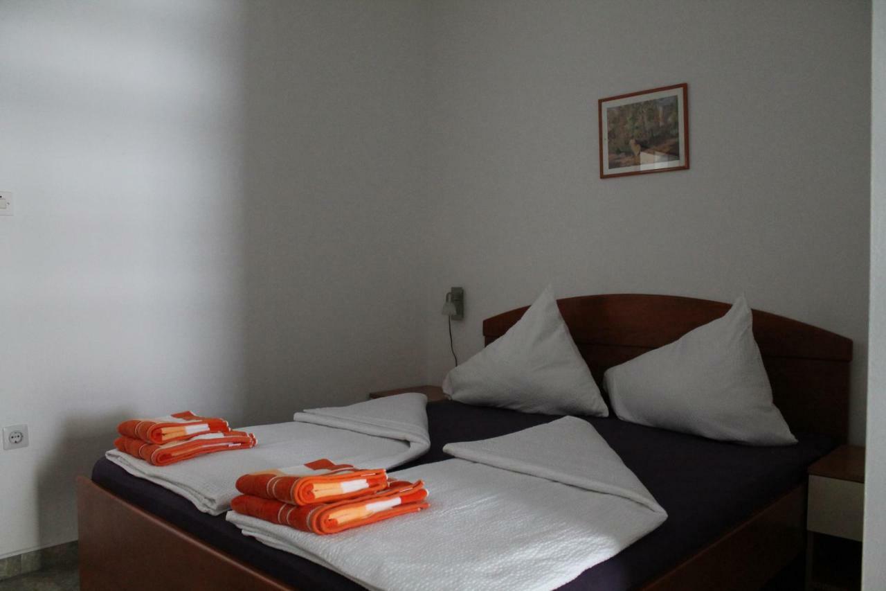 Apartmani Atila Damir Omiš Exteriér fotografie