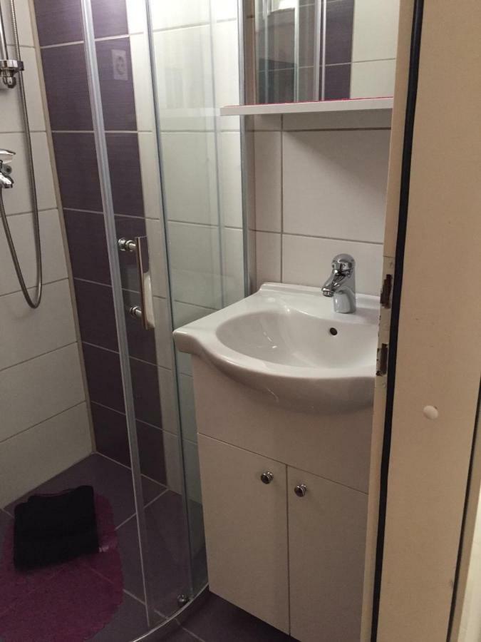 Apartmani Atila Damir Omiš Exteriér fotografie
