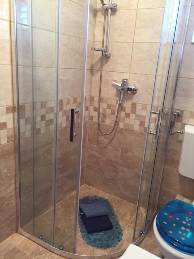 Apartmani Atila Damir Omiš Exteriér fotografie