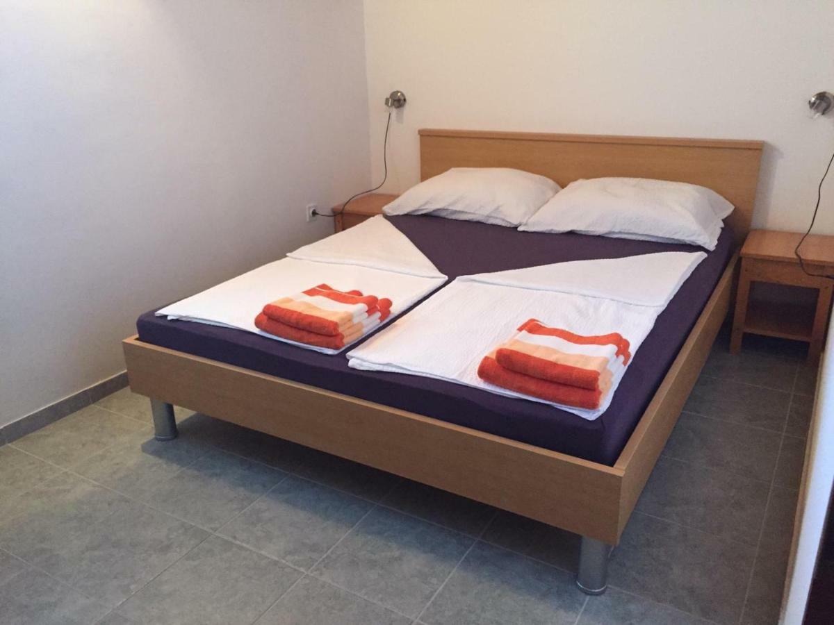 Apartmani Atila Damir Omiš Exteriér fotografie