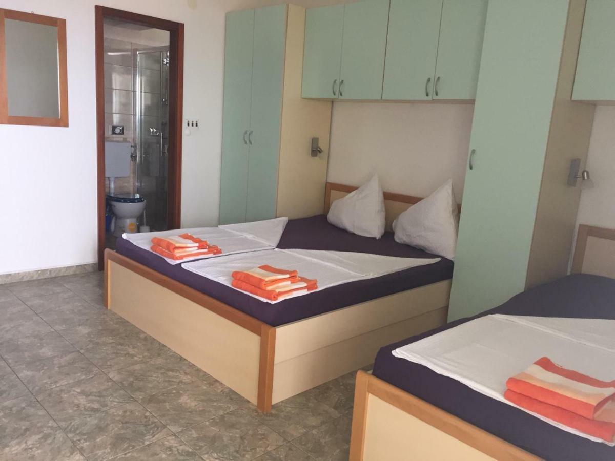Apartmani Atila Damir Omiš Exteriér fotografie