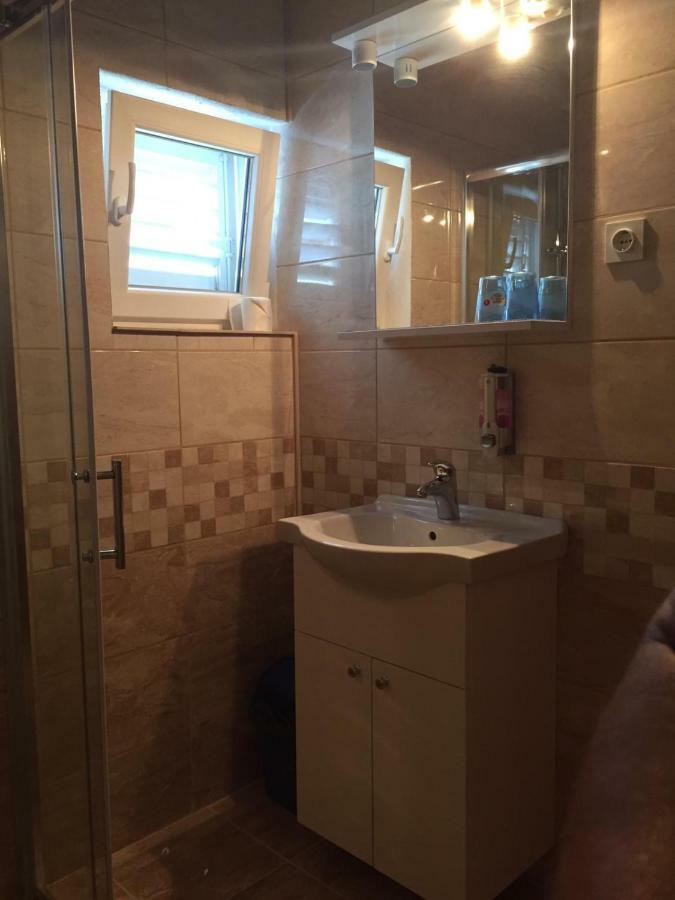Apartmani Atila Damir Omiš Exteriér fotografie