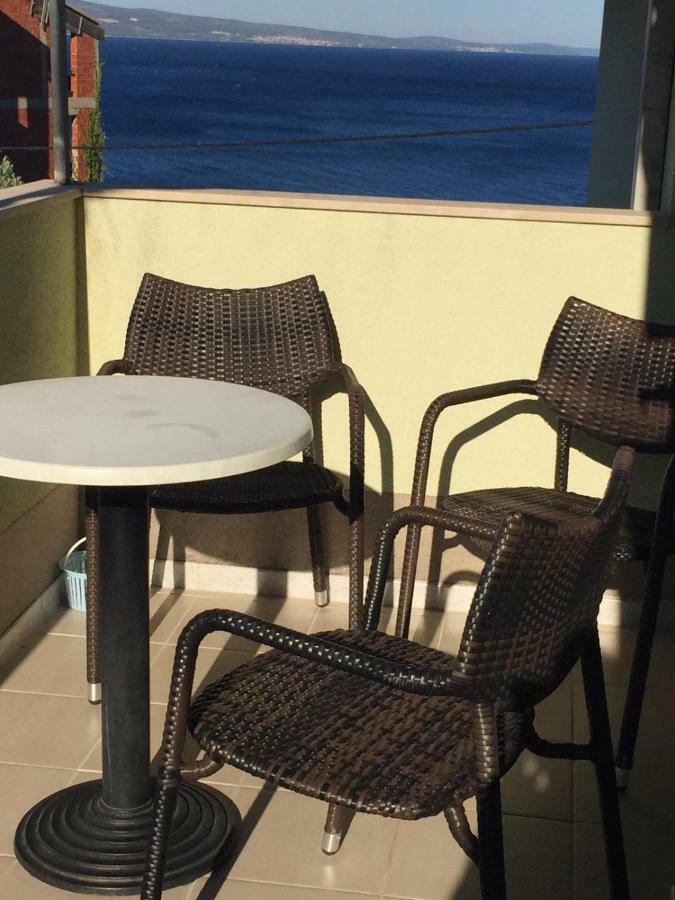 Apartmani Atila Damir Omiš Exteriér fotografie